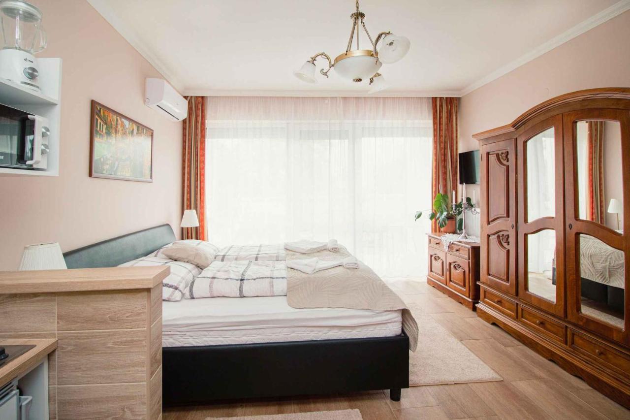 Villa Endante ไฮจ์ดุสโซบอสโล ภายนอก รูปภาพ